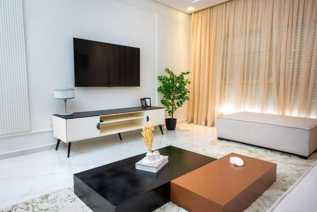 Cozy 2Br Getaway In Rabat Center Apartment Exterior photo